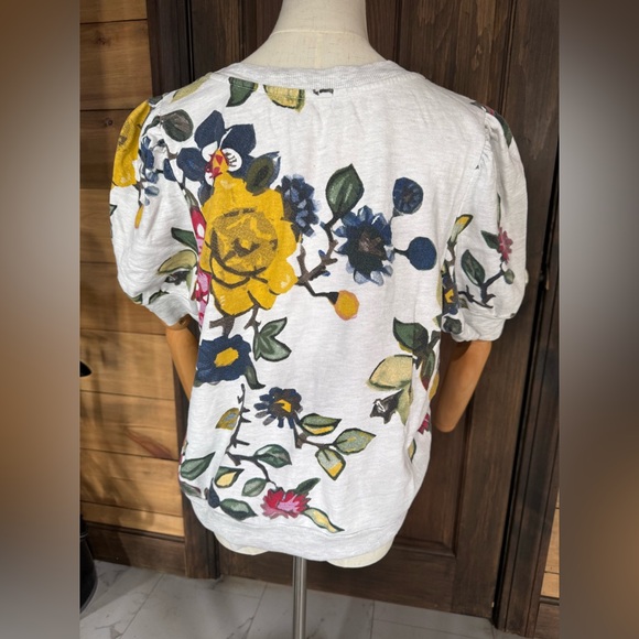 T.La by Anthropology - Multicolor Floral Short puffed Sleeve Top - size Large - Picture 6 of 10
